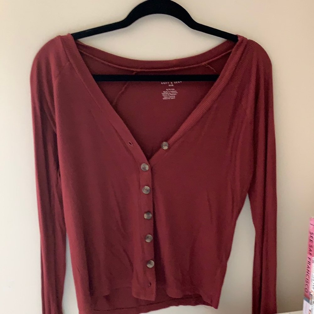 Maroon ribbed long sleeve